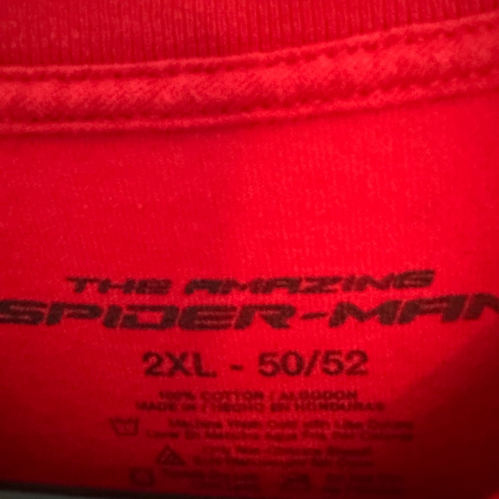The Amazing Spider-Man Red Black Spider Graphic tee Size 2XL - Picture 4 of 4